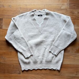 Soft Cream V-Neck Sweater - Women